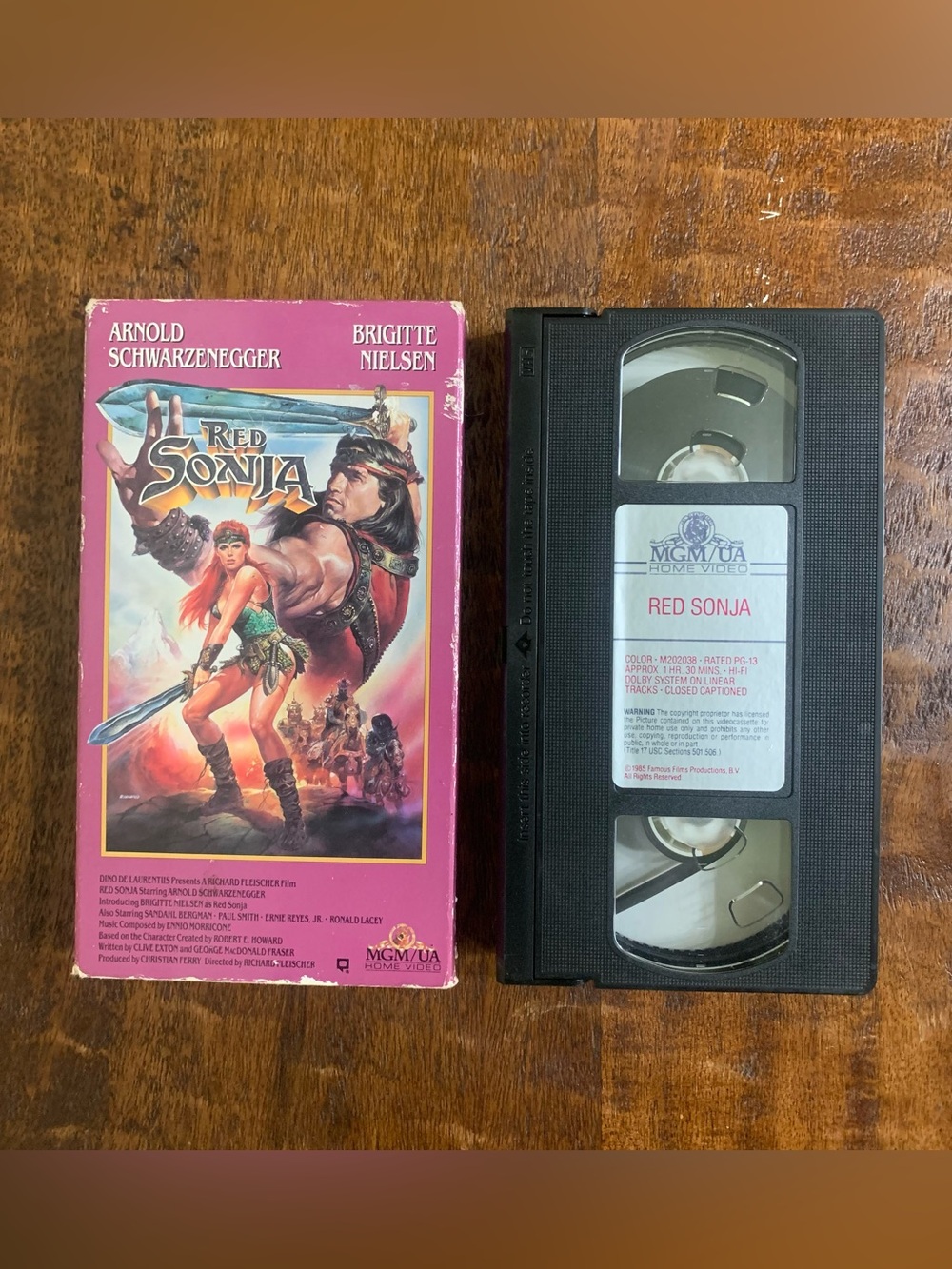 VTG MGM/UA Home Video Red Sonja VHS 📼 Tape